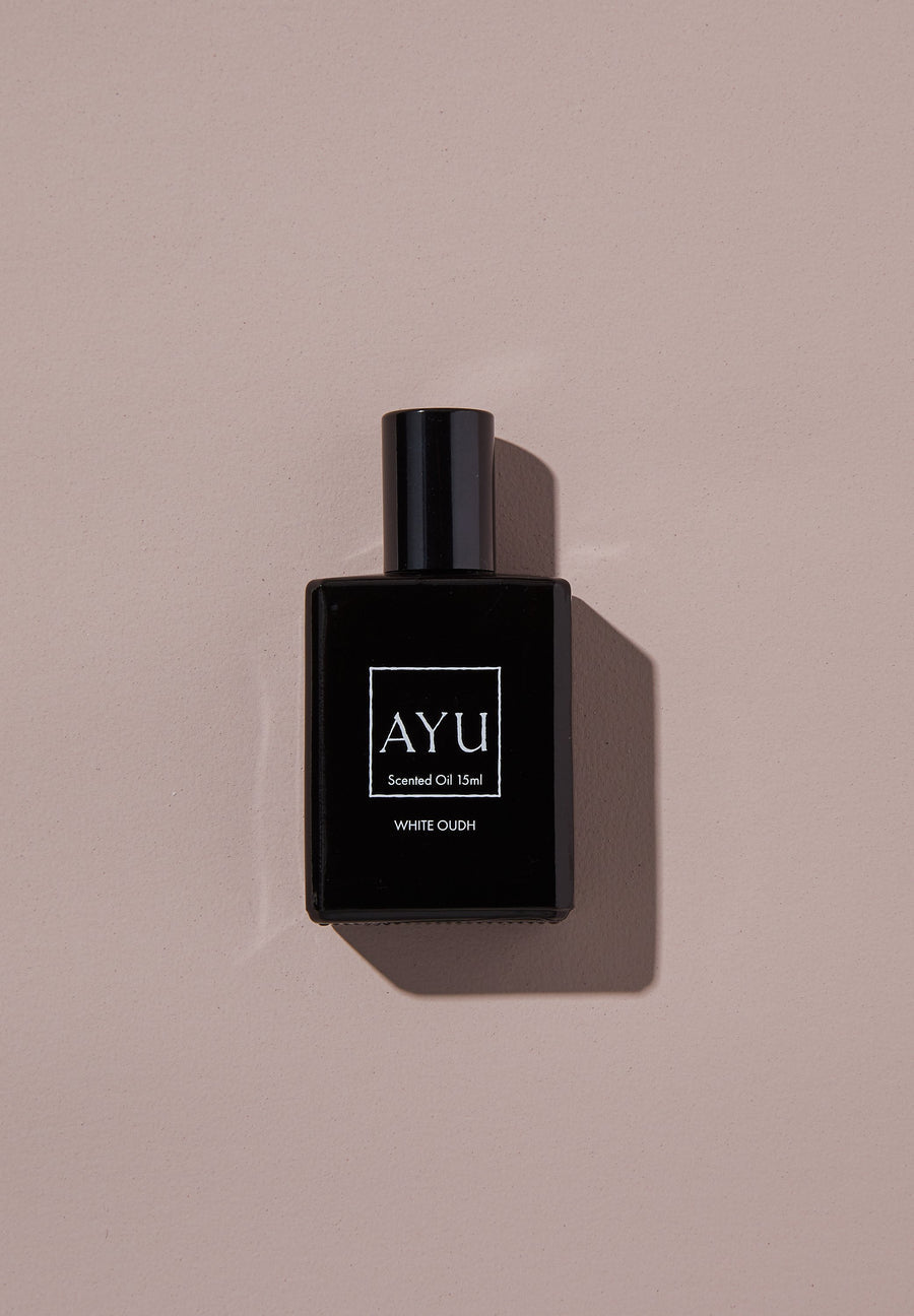AYU perfume oil : white oudh